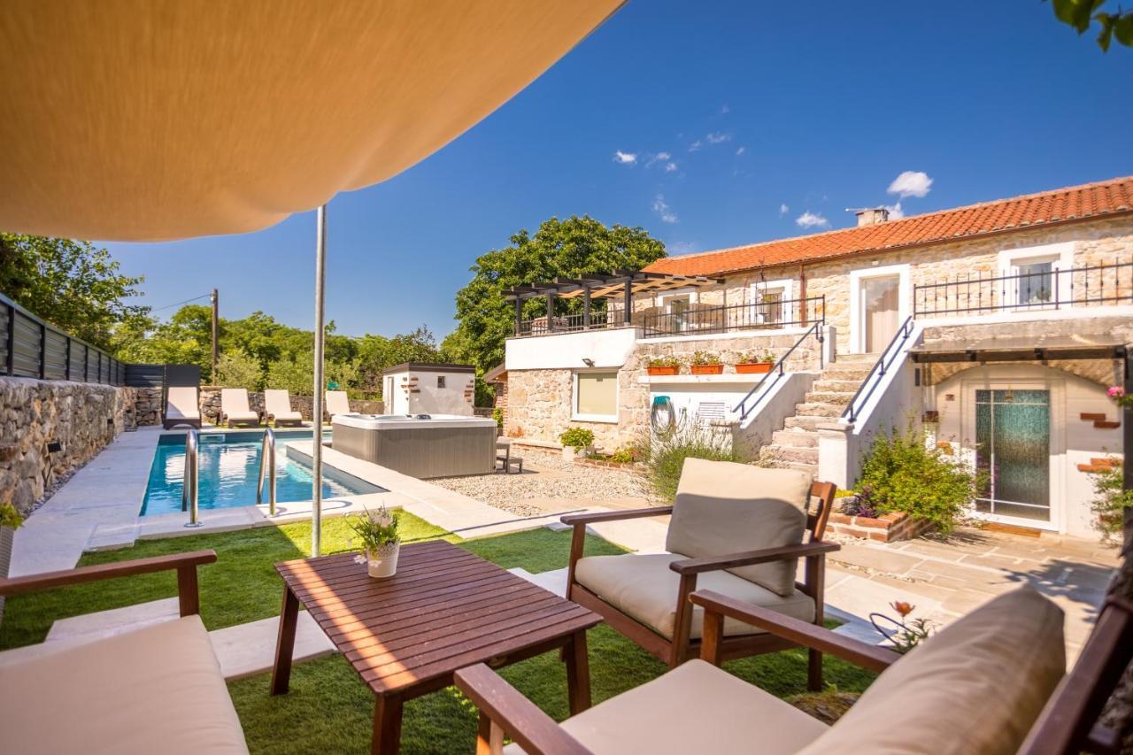 Villa Hrustika Gabonjin Luaran gambar